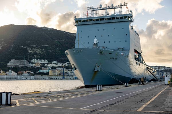 Lyme Bay Reactivated: Budgetary Shift Triggers Early Return to Readiness for RFA Landing Ship